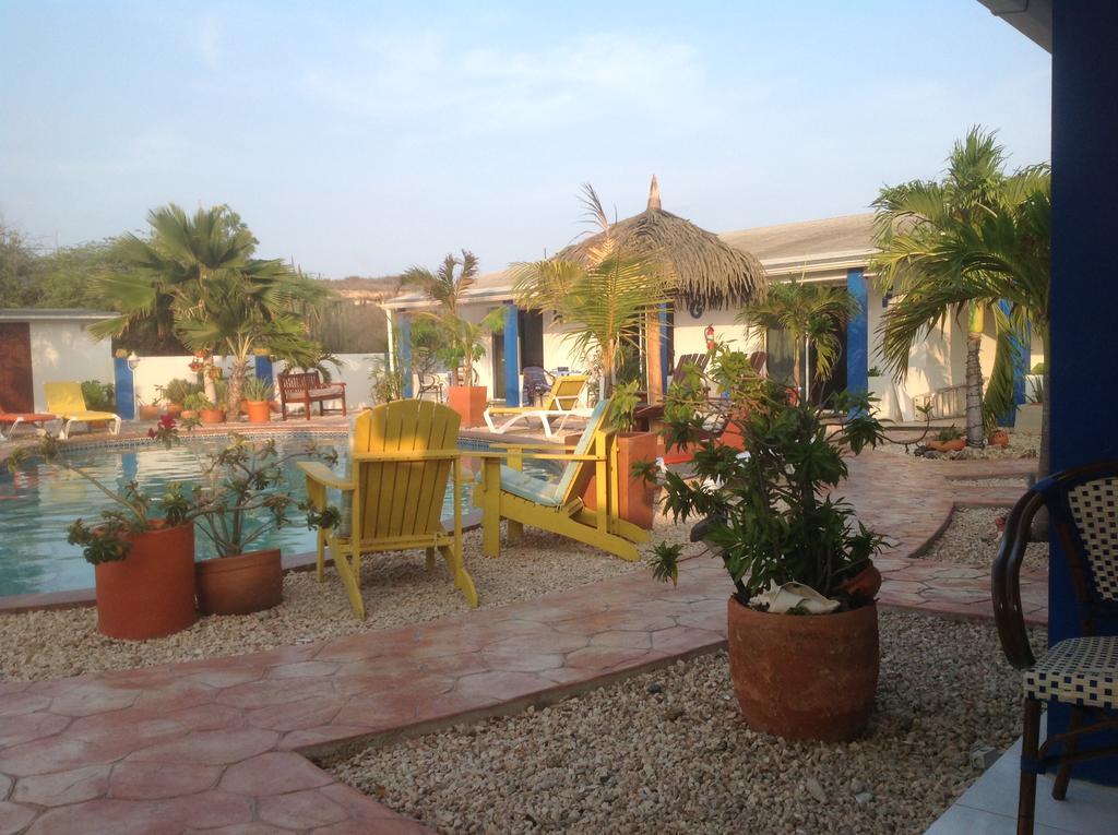Hacienda Wayaca Apartments Ораньестад Экстерьер фото