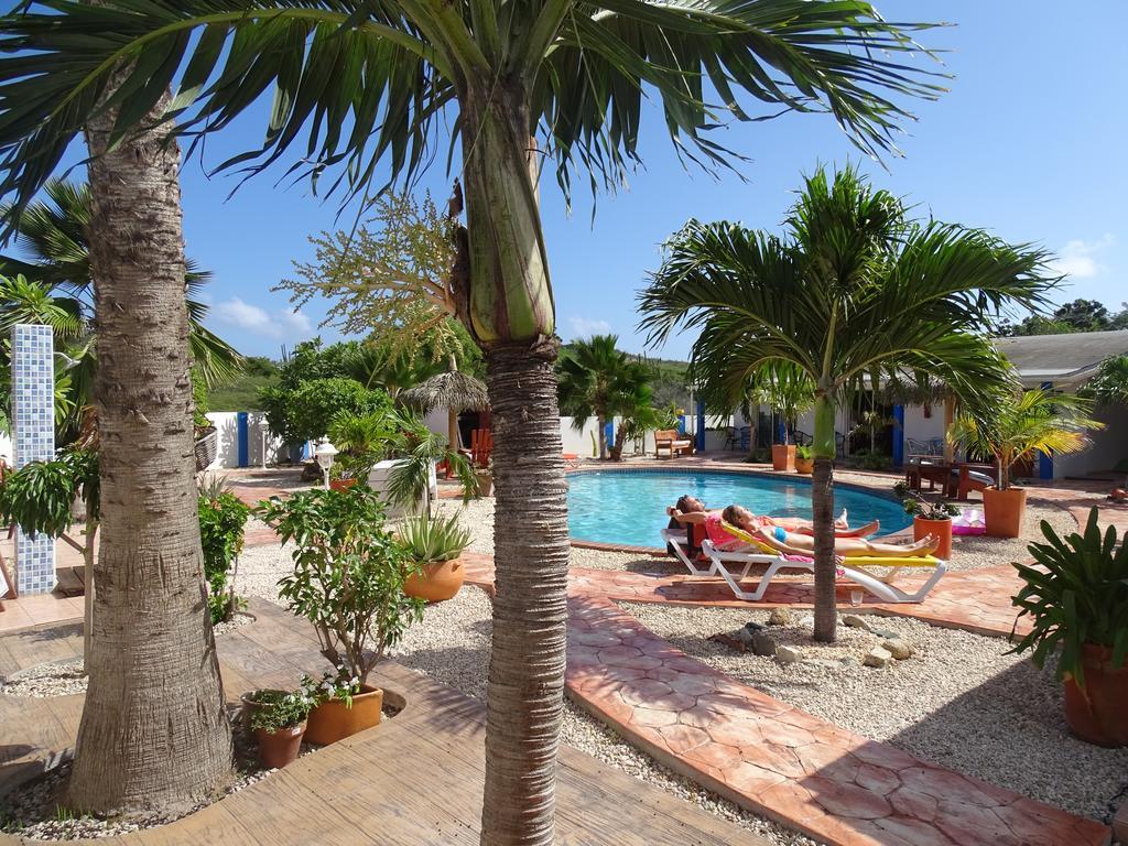 Hacienda Wayaca Apartments Ораньестад Экстерьер фото