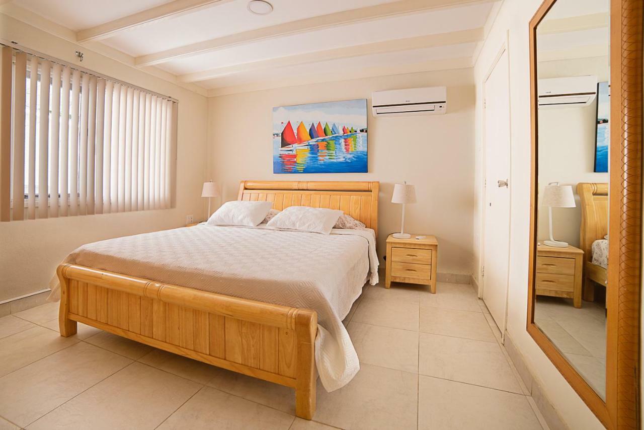 Hacienda Wayaca Apartments Ораньестад Экстерьер фото